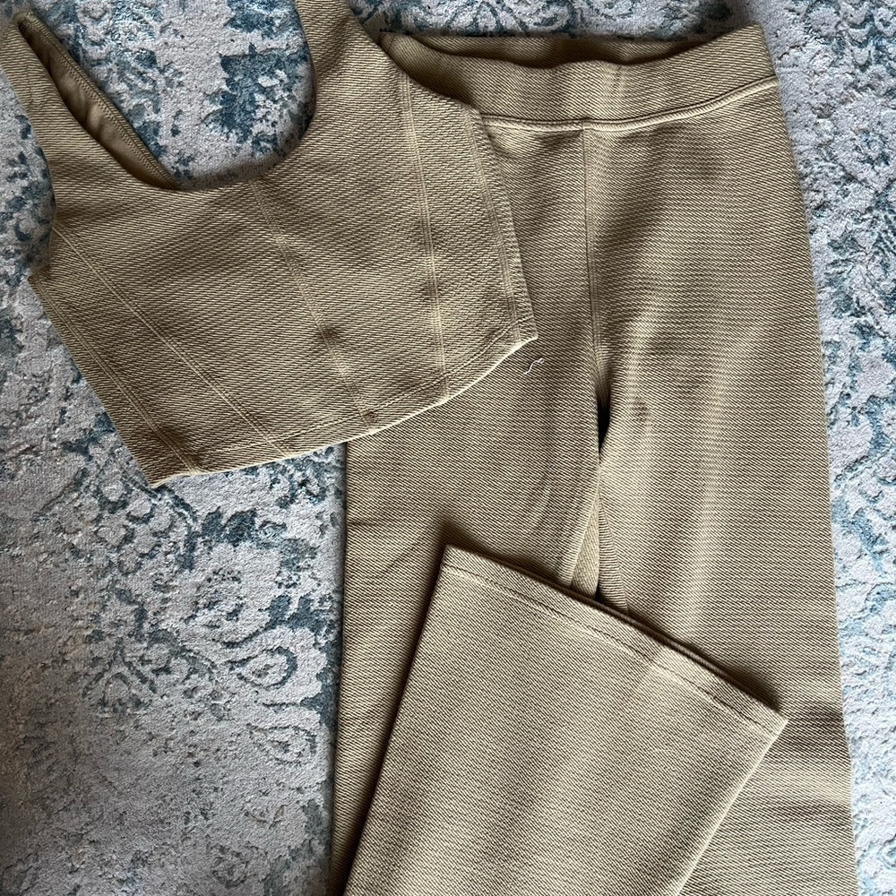 Aerie Offline Tan Lounge Set